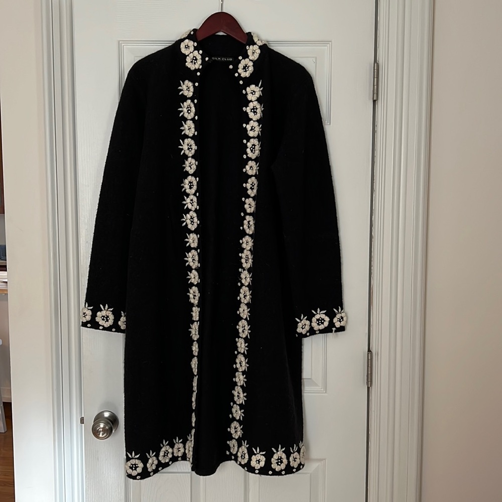 Vintage knee length sweater with hand sewn flowers late 80s early 90s Silk Club